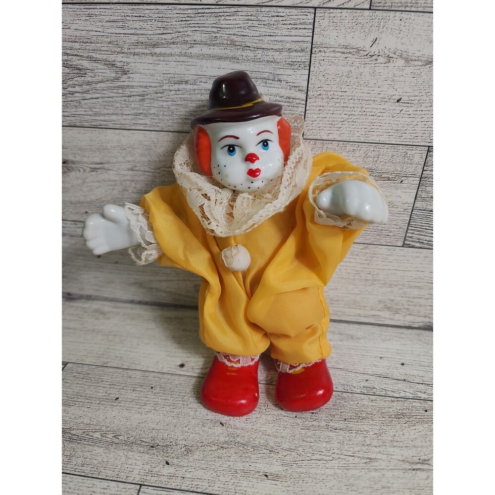 Vintage Hayes Porcelain & Cloth Clown 6" Bendable Arms & Legs Doll Toy